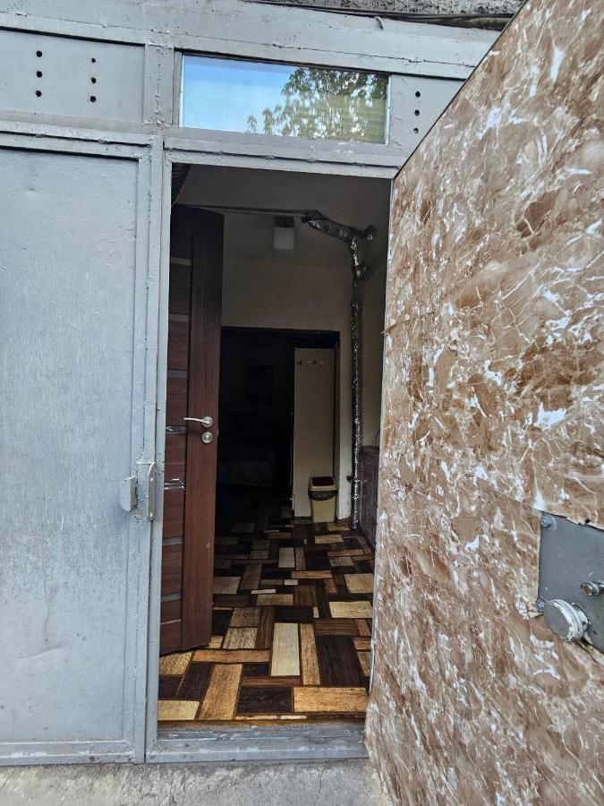 Cozy Studio In Yerevan'S Center Bagian luar foto